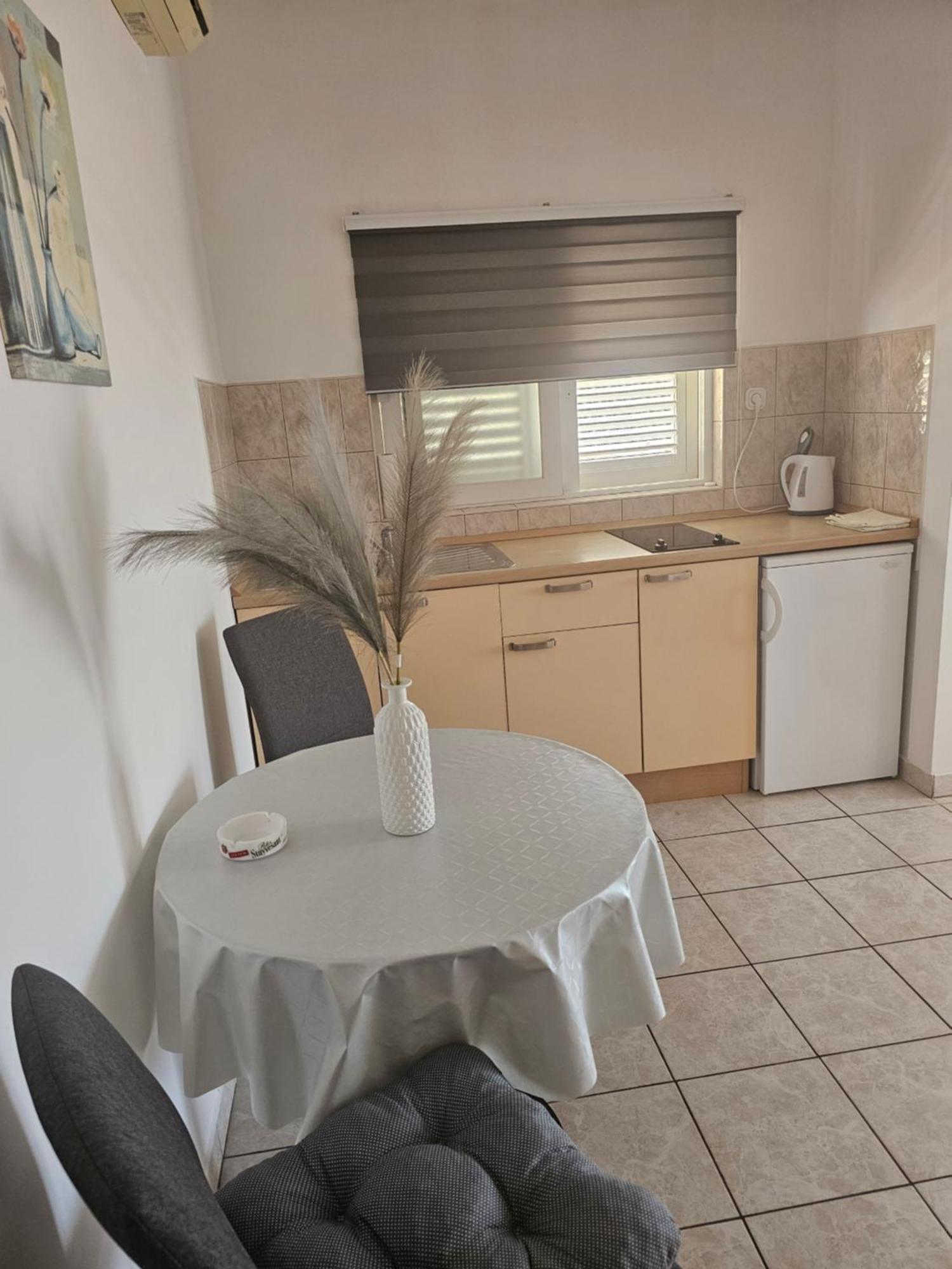 Apartmani Pavla Orebić Habitación foto